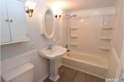 298 Naubuc Avenue, Glastonbury, CT 06033 - Photo 22