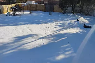 102 Elm St, Thomaston, CT 06787 - Photo 24