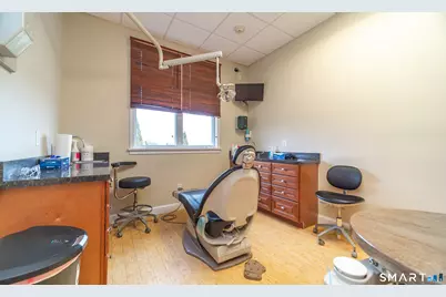 30 Country Squire Drive, Cromwell, CT 06416 - Photo 18