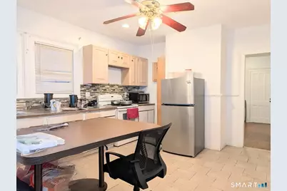 454 Pembroke Street, Bridgeport, CT 06608 - Photo 20