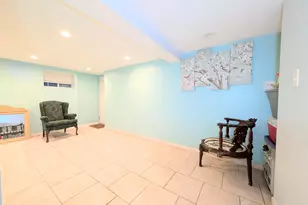 454 Pembroke St, Bridgeport, CT 06608 - Photo 28