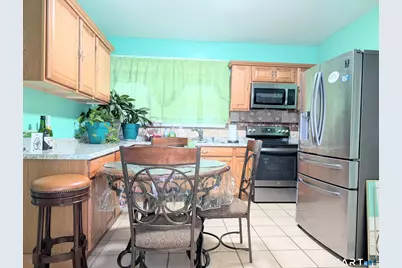 454 Pembroke Street, Bridgeport, CT 06608 - Photo 10