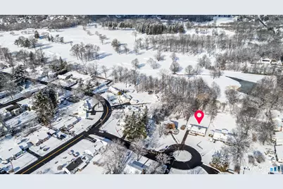 22 Mohawk Circle, Newington, CT 06111 - Photo 2