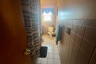 8 Meadow Rd, Hamden, CT 06514 - Photo 14