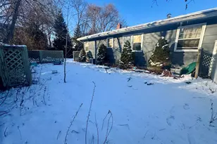 8 Meadow Rd, Hamden, CT 06514 - Photo 22