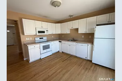 108 Mohican Avenue #APT 10, Waterbury, CT 06708 - Photo 10