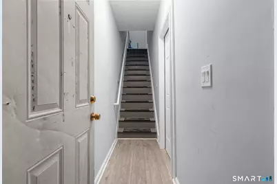 301 Poplar Street, Bridgeport, CT 06605 - Photo 26