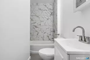 301 Poplar St, Bridgeport, CT 06605 - Photo 28