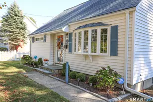 250 Szost Dr, Fairfield, CT 06824 - Photo 34