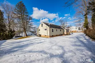 70 Baldwin St, Meriden, CT 06451 - Photo 4