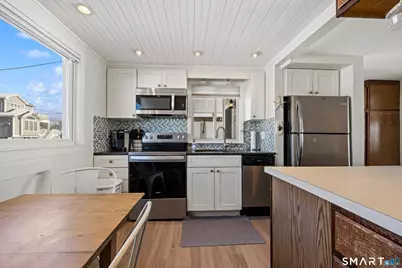 33 Beach Road West, Old Saybrook, CT 06475 - Photo 12