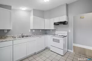 51 Congress St, Hartford, CT 06114 - Photo 10