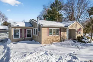 33 Parker Ave, Griswold, CT 06351 - Photo 4