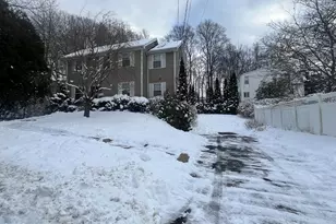 12 Woodedge Ave, Waterbury, CT 06706 - Photo 4