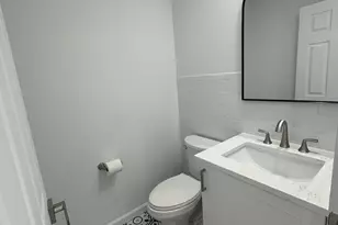 4 Earls Ct, Farmington, CT 06032 - Photo 4