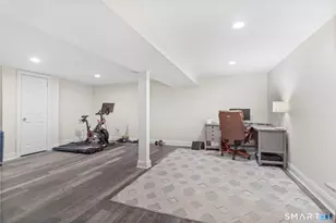 281 Wood House Rd, Fairfield, CT 06824 - Photo 22