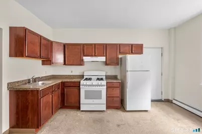 985 Bank Street, Waterbury, CT 06708 - Photo 8