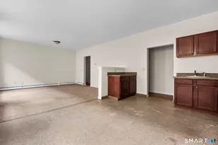 985 Bank St, Waterbury, CT 06708 - Photo 6