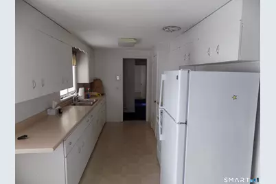 133 Weymouth Road, Enfield, CT 06082 - Photo 4