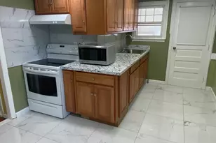 214 Columbia St, New Britain, CT 06052 - Photo 10