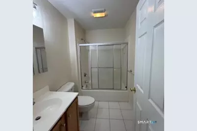 670 Boston Post Road #18, Milford, CT 06460 - Photo 14