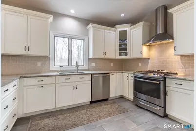 102 Coventry Lane, Trumbull, CT 06611 - Photo 10