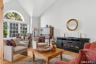 170 Thistle Pond Dr, Bloomfield, CT 06002 - Photo 10