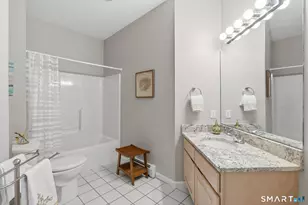 170 Thistle Pond Dr, Bloomfield, CT 06002 - Photo 26