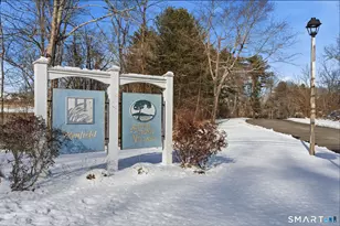 170 Thistle Pond Dr, Bloomfield, CT 06002 - Photo 6