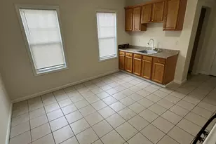 231 Spring St, Bridgeport, CT 06608 - Photo 10