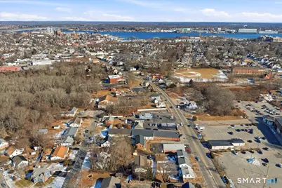 33 Boston Post Road, Waterford, CT 06385 - Photo 32