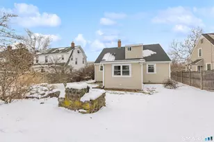 328 Curtis St, Meriden, CT 06450 - Photo 4