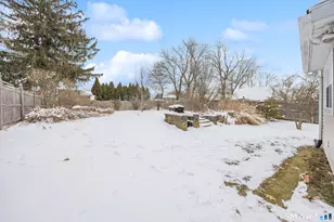 328 Curtis St, Meriden, CT 06450 - Photo 32