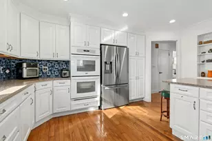 201 Judd St, Fairfield, CT 06824 - Photo 10