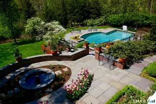 24 Clearview Ln, New Canaan, CT 06840 - Photo 2