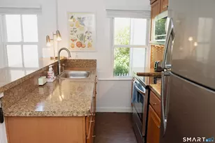 19 Pearl St, Groton, CT 06355 - Photo 20