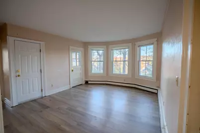 128 Millville Avenue #2, Naugatuck, CT 06770 - Photo 4