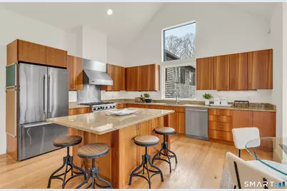 25 Sullivan Drive, Guilford, CT 06437 - Photo 8