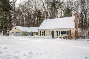 27 Fernwood Dr, Simsbury, CT 06070 - Photo 2