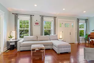 23 Auldwood Rd, Stamford, CT 06902 - Photo 8