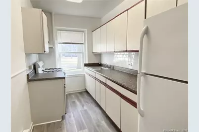 120 Woodside Green Street #1A, Stamford, CT 06905 - Photo 6