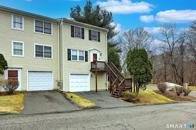 34 Cornerstone Drive #AKA 11 Summit Commons, Derby, CT 06418 - Photo 2