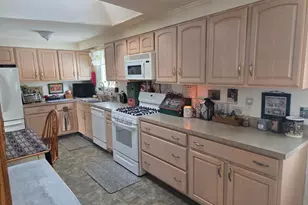 192 Scantic Meadow Rd, South Windsor, CT 06074 - Photo 16