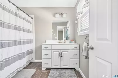 24 Big Spruce Lane, West Haven, CT 06516 - Photo 26