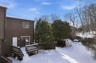 66 Hampton Park, Branford, CT 06405 - Photo 32