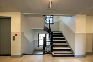 213 Golden Hill St, Bridgeport, CT 06604 - Photo 4