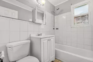 81 Cherry Hill Dr, Bridgeport, CT 06606 - Photo 10