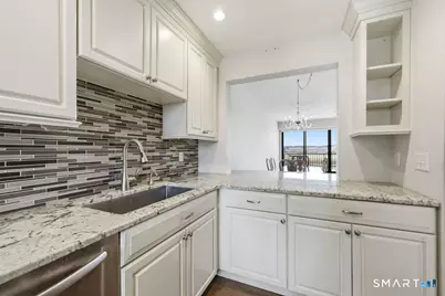 100 Seaview Avenue #2J, Norwalk, CT 06855 - Photo 10