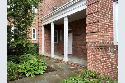 70 Strawberry Hill Avenue #APT 4-3A, Stamford, CT 06902 - Photo 4