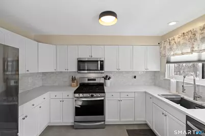 226 Sunrise Hill Road #226, Norwalk, CT 06851 - Photo 8